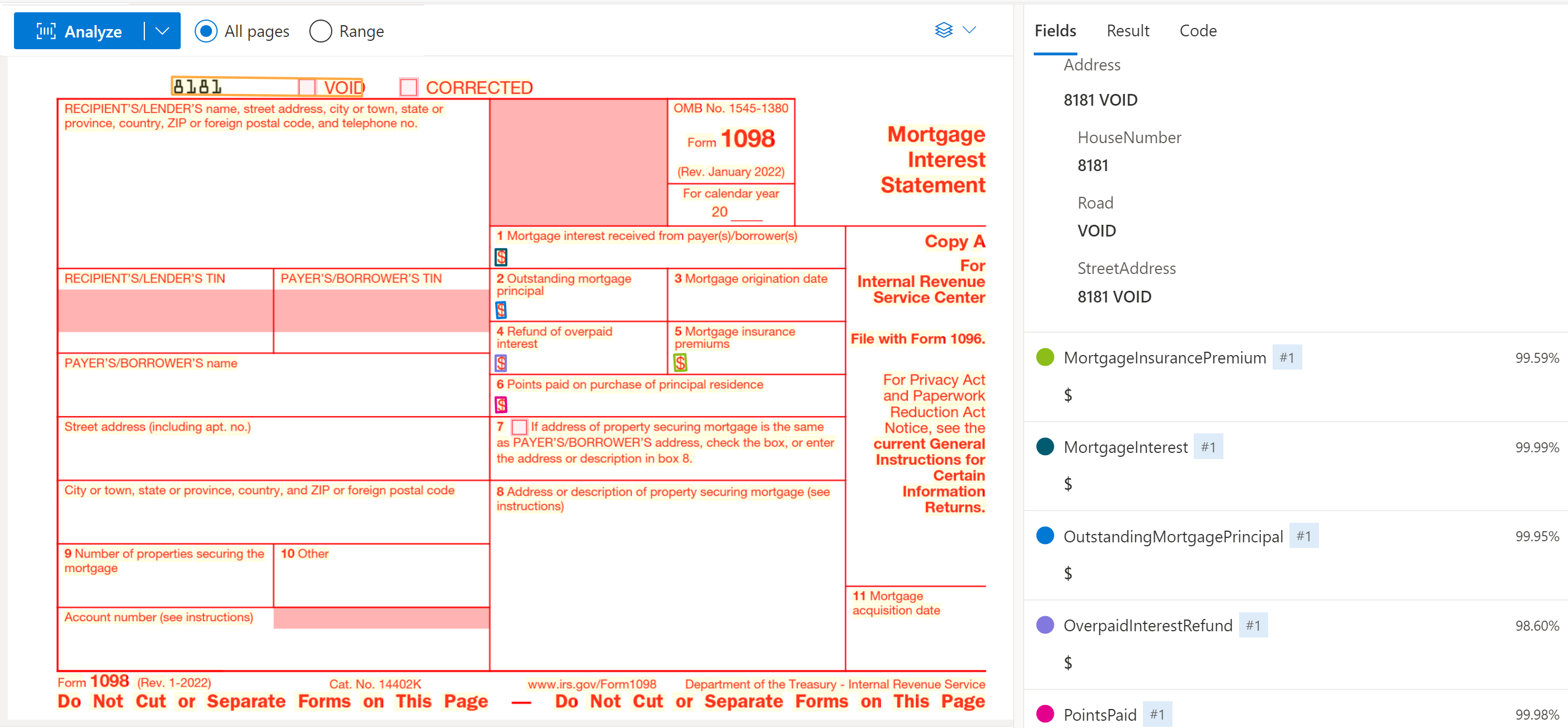 Screenshot, das das US-Steuerformular 1098 zeigt, das im Document Intelligence Studio analysiert wurde.