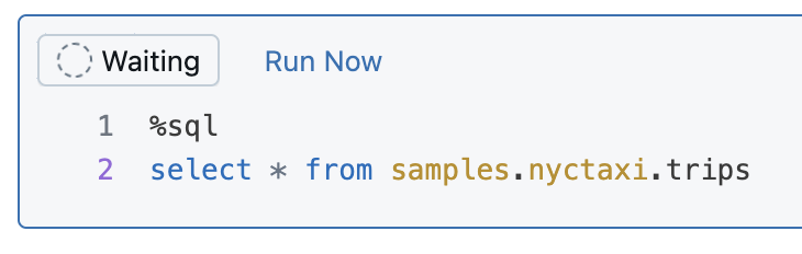 Führen Sie eine SQL-Zelle parallel mit der aktuellen ausgeführten Zelle aus.