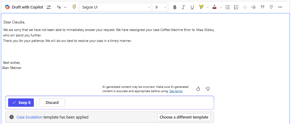 Screenshot des Copilot empfohlenen E-Mail-Entwurfs im Rich-Text-Editor.