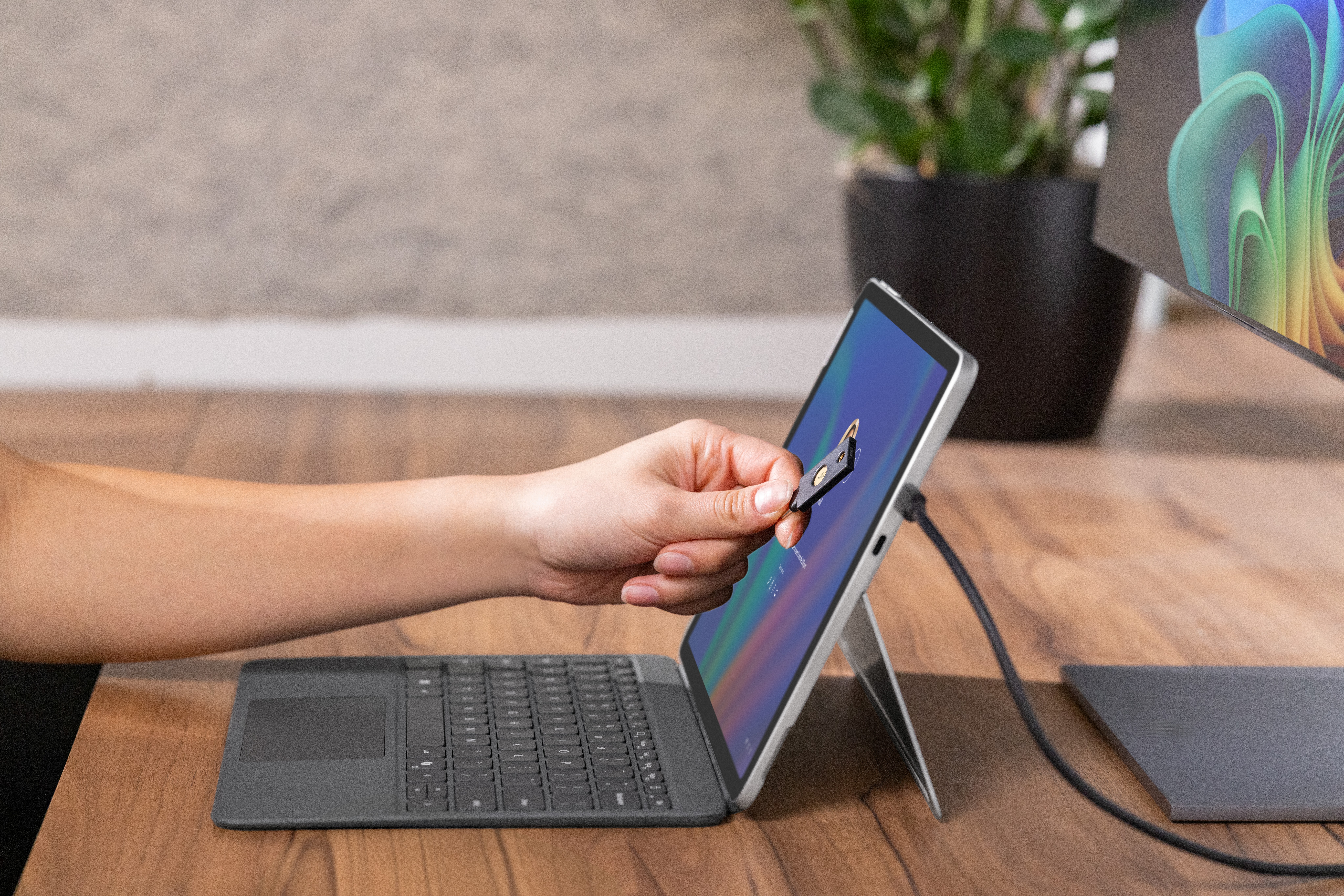 Screenshot of NFC reader location on Surface Pro for Business 12 inch.