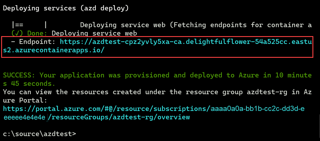 Captura de pantalla de la salida correcta de la interfaz de línea de comandos azd con un resaltado alrededor de la URL del punto de conexión para ver la aplicación Relecloud en funcionamiento implementada en Azure.