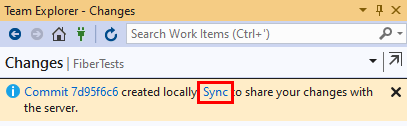 Captura de pantalla del vínculo Sincronizar que aparece después de realizar una confirmación en Visual&nbsp;Studio&nbsp;2019