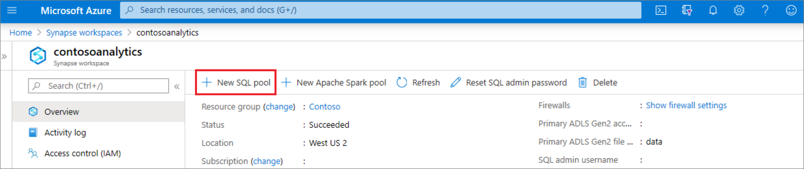 Panoramica dell'area di lavoro di Synapse con una casella rossa intorno al comando per creare un nuovo pool SQL dedicato.
