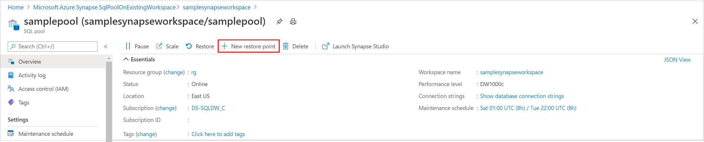 Screenshot dal portale di Azure, nella pagina Panoramica di un pool SQL. Il pulsante Nuovo punto di ripristino è evidenziato.