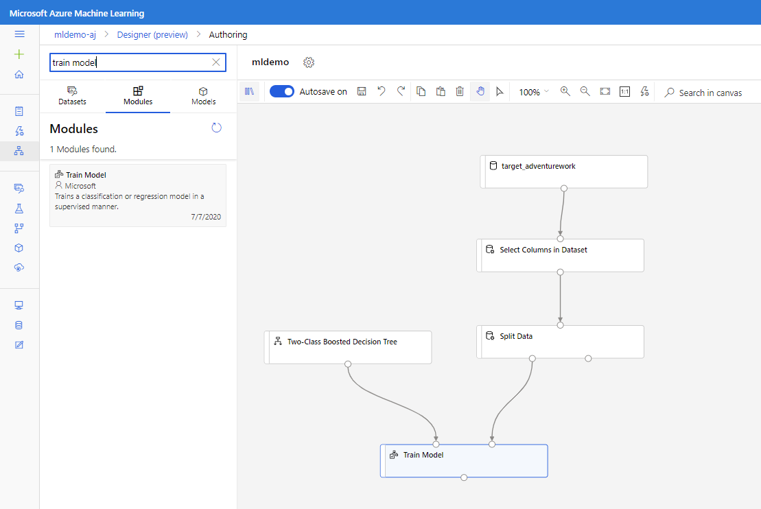 Screenshot che mostra il componente Esegui training modello connesso ai componenti Albero delle decisioni con boosting a due classi e Divisione Dati.