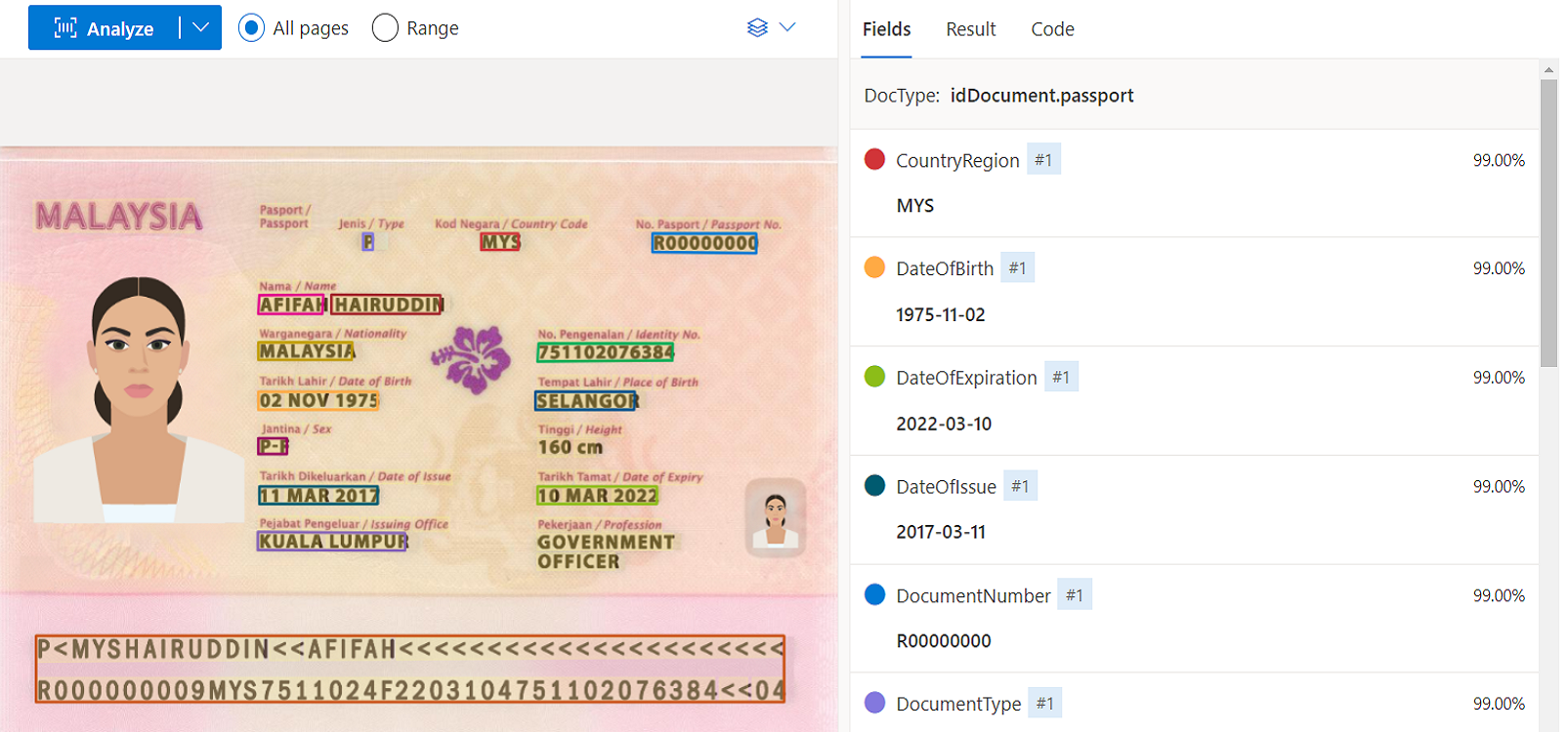 Screenshot che mostra l'analisi del modello di documento di identità (ID) tramite Document Intelligence Studio.