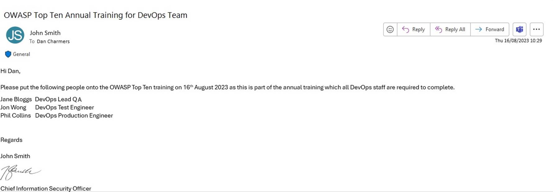 Email oggetto OWASP Top Ten Training for DevOps Team di John che richiede a Dan di inserire un elenco di tre persone nell'elenco dei training necessari.