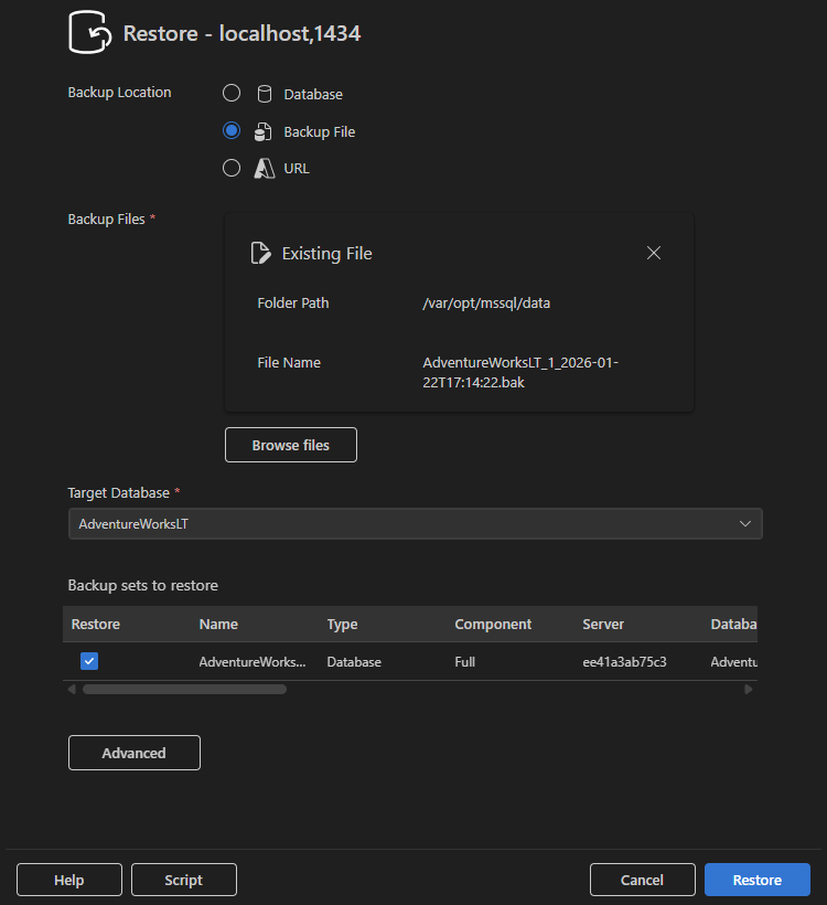 Screenshot della finestra di dialogo Ripristina con l'opzione File di backup selezionata.