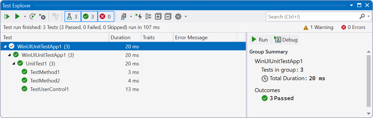 Screenshot della finestra di Test Explorer in Visual Studio che mostra un'esecuzione completata dei test di esempio predefiniti e il nuovo test unitario.