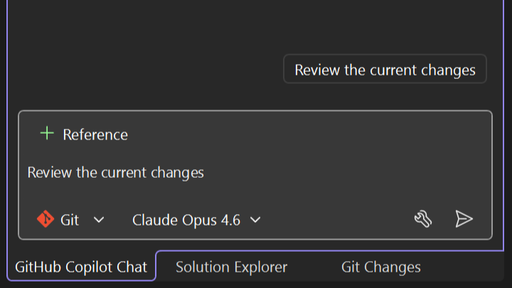 Git エージェントと [変更の確認] オプションが強調表示されたCopilot Chatを示すスクリーンショット。