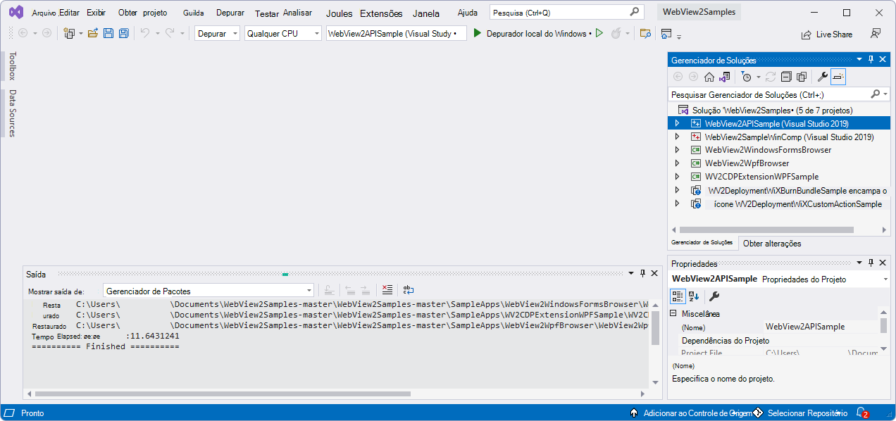 Visual Studio 2022 após executar o instalador da carga de trabalho ao abrir o exemplo de API abrangente e multiplataformas