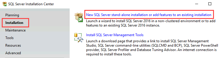 Captura de tela do Centro de Instalação do SQL Server no Assistente de Instalação. O item Instalação e a opção para adicionar recursos estão em destaque.