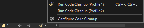Screenshot mostrando o ícone e o menu de limpeza de código no Visual Studio 2022.