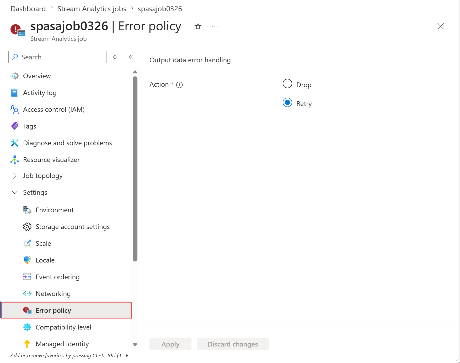 Captura de ecrã que mostra a opção Política de Erro em Configurar num trabalho de Stream Analytics no portal do Azure.